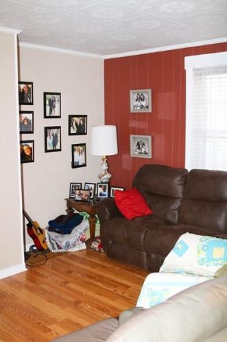 220 10th St, Connellsville PA  15425-2413 exterior