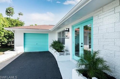 4666 Dorando Dr, Naples FL  34103-3200 exterior