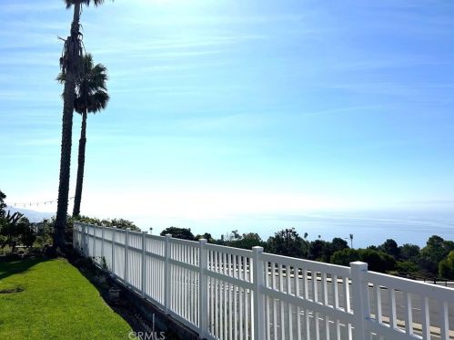 30707 Cartier Dr, Palos Verdes Estates CA  90275-5631 exterior