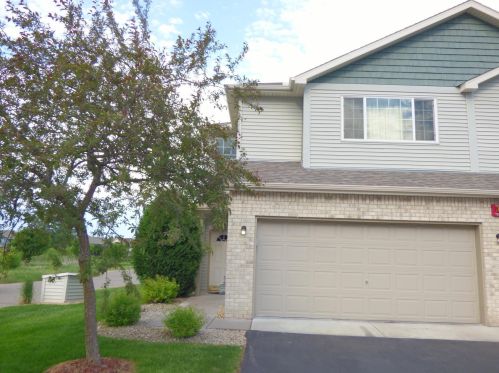 133 Stallion Ln, Lino Lakes, MN 55014-7004