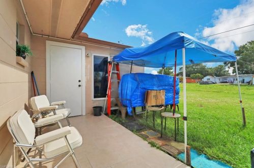 20 Westminster St, Lehigh Acres FL 33936-6512 exterior