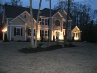 33 Moose Hollow Rd, Hudson, NH 03052-1097