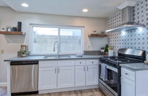9788 Pauline Dr, Cypress, CA 90630-4035