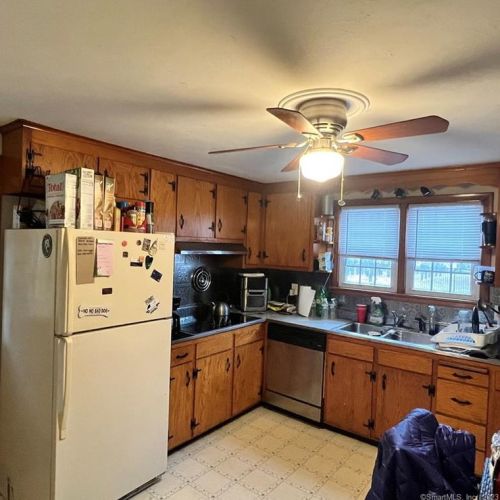 151 Smalley St, New Britain, CT 06051-2026