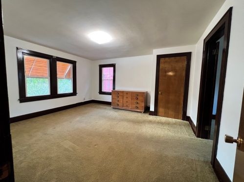 1116 Duss Ave, Ambridge PA  15003-1955 exterior