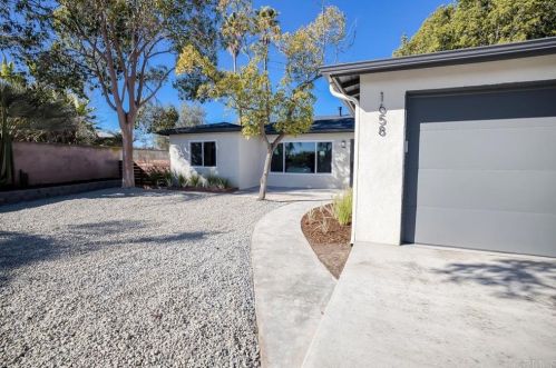 1658-60 Republic St, San Diego, CA 92114-1927