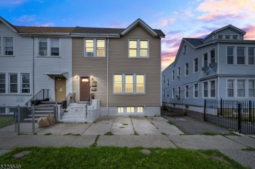 227 Hollywood Ave, East Orange NJ  07018-3941 exterior