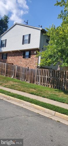 14999 Carlsbad Rd, Woodbridge, VA 22193-1657