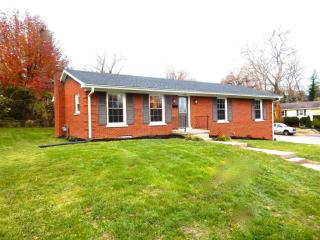 3356 Crown Crest Rd, Lexington, KY 40517-2808
