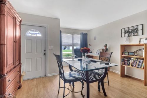 1404 36th Ter, Cape Coral, FL 33914-5158