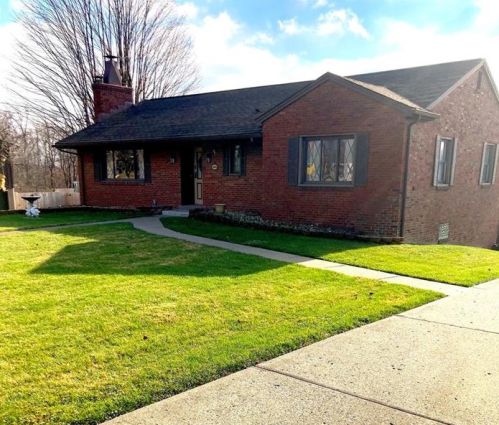 2002 Ridge Road Ext, Ambridge, PA 15003-1036