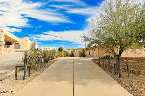 2199 Rover Dr, Lake Havasu City, AZ 86403-6831