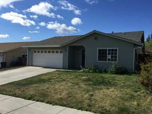 630 Pearl Cir, Susanville, CA 96130-5101
