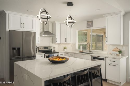 5015 Paradise Ln, Scottsdale AZ  85254-1045 exterior