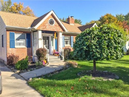 1118 Dodge Rd, Amherst, NY 14068-1385