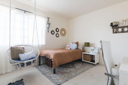 1195 Exeter Dr, Santa Rosa CA  95401-8823 exterior