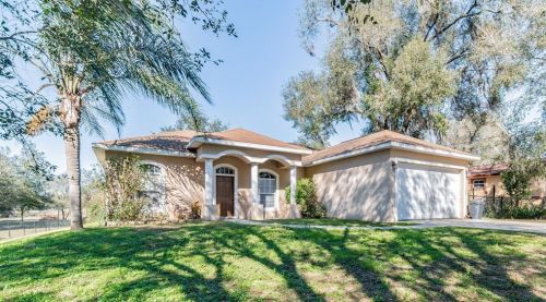 37041 Waldo Dr, Dade City, FL 33525-5647