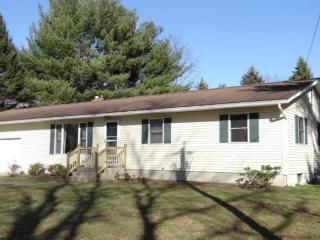 74 Cobbleview Dr, Colchester, VT 05446-7186