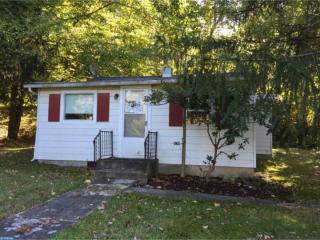 7991 Chestnut St, Hereford, PA 18056-1525