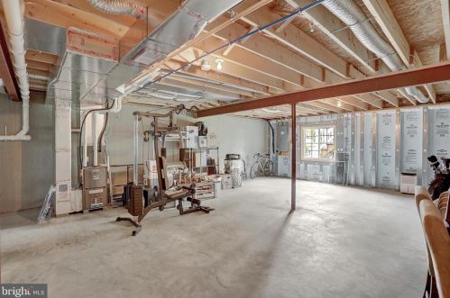 109 Landover Ct, West Enola PA  17025 exterior