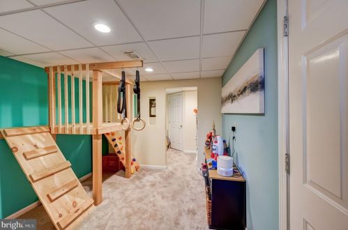 708 Thornhill Dr, Collegeville PA  19426-3955 exterior