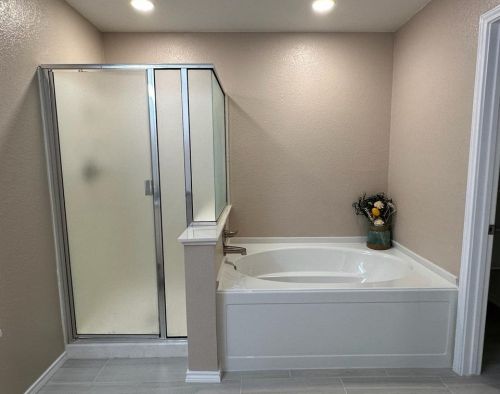 780 New Bridge Dr, Uhland TX  78640-5542 exterior