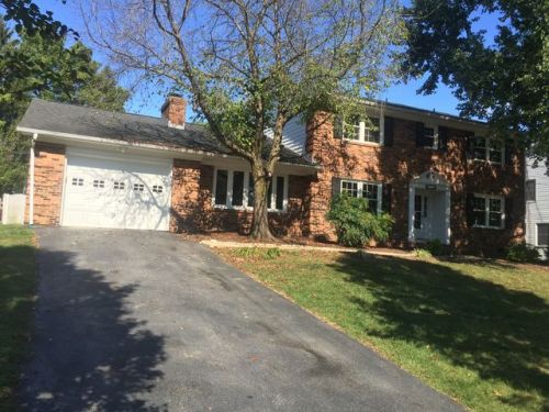 86 Middlebrook St, Harrisonburg, VA 22801-2712