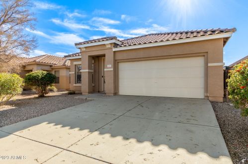 2821 Santa Cruz Ave, Queen Creek, AZ 85142-4677