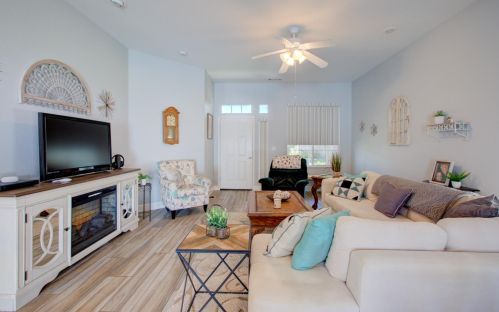 118 Little Johns Creek Dr, Valley Home CA  95361-4190 exterior