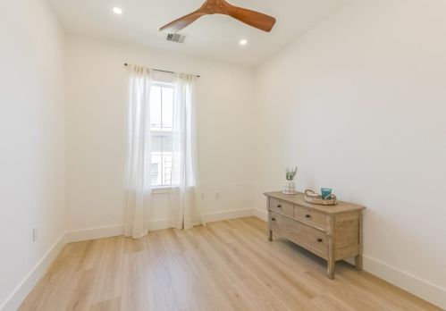 1112 53 St, Galveston TX 77551-4524 exterior