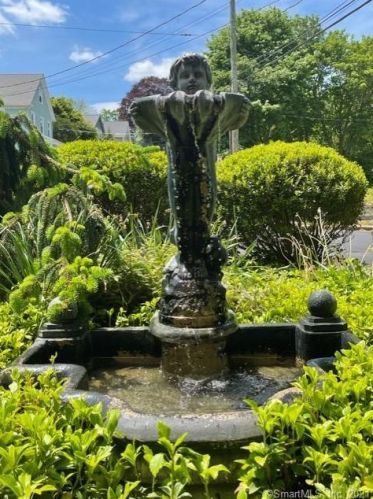 292 Pequot Ave, United States Coast Guard Ac CT  06320-4429 exterior