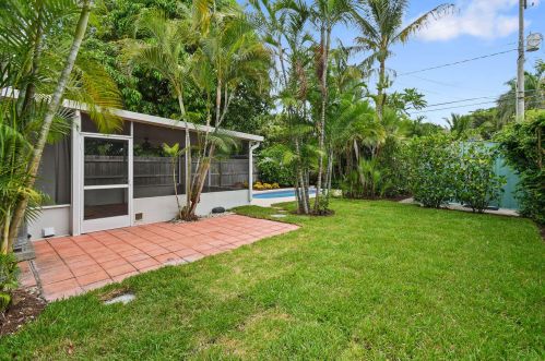 529 34 St, West Palm Beach FL  33404-3002 exterior