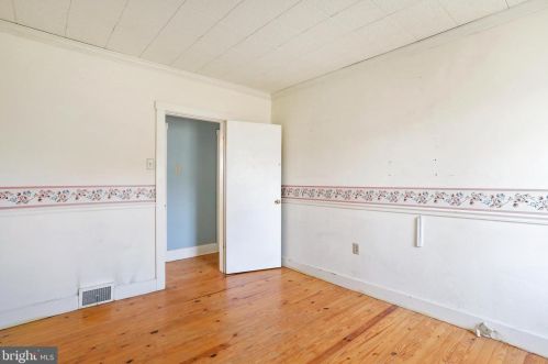 13070 Old Valley Pike, Edinburg VA  22824-3144 exterior