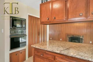 9140 Dupont Way, Sacramento CA  95826-4539 exterior