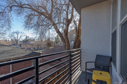 1311 Jackson St, Denver CO 80205-5052 exterior