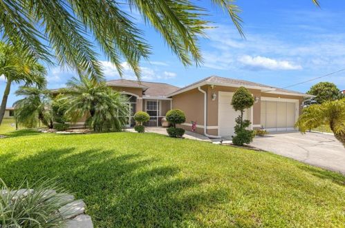 311 Pendleton Ave, Lehigh Acres, FL 33974-0454