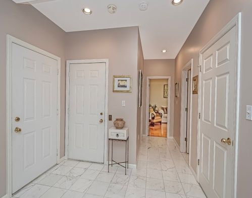 146 Woodland Rd, Pittsburgh, PA 15232-2850