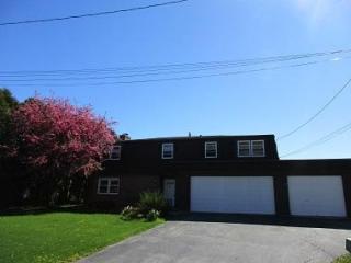 759 Kathryn Ct, Watertown, WI 53098-2201