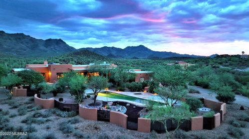 5555 Lazy C Dr, Tucson, AZ 85745-9055