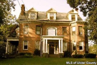 51 Wynkoop Pl, Kingston, NY 12401-4069