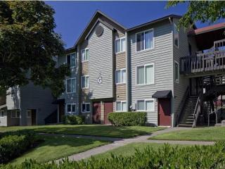 8800 Causey Loop, Happy Valley OR  97086-7562 exterior