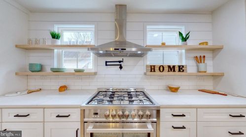115 Mcfee St, Lewes, DE 19958-1723