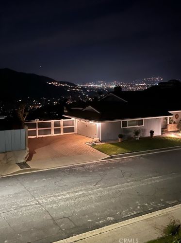 1630 Virden Dr, Glendale CA  91208-2722 exterior