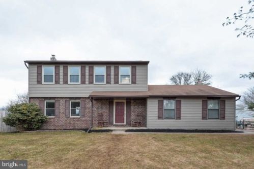 477 Cheswyck Dr, Harleysville, PA 19438-2361