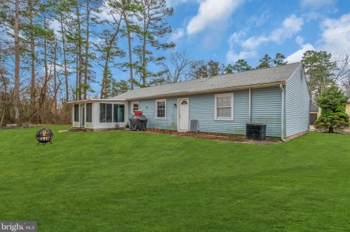 262 Phillips Ave, Browns Mills NJ  08015-1961 exterior