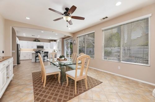 27560 Nellie Ct, Temecula CA  92591-2846 exterior