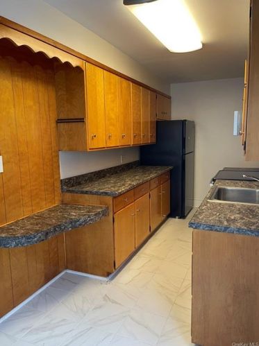 18 Cedar Ln, Poughkeepsie NY  12601-1147 exterior