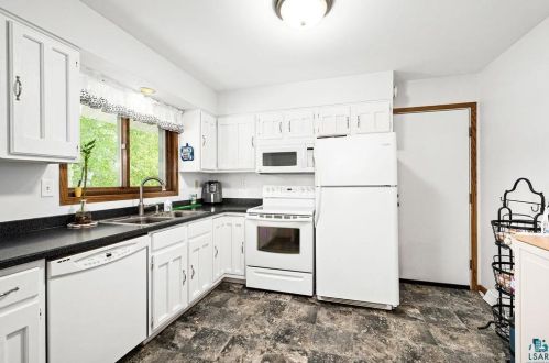 5132 Norwood St, Duluth MN  55804-1149 exterior