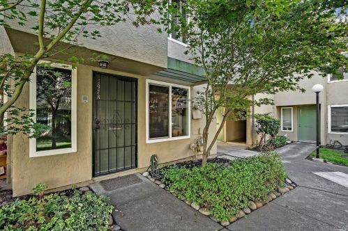 2978 Yulupa Ave, Santa Rosa, CA 95405-8662