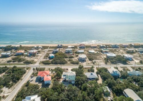 709 Gulf Beach Dr, Saint George Island FL  32328-2914 exterior